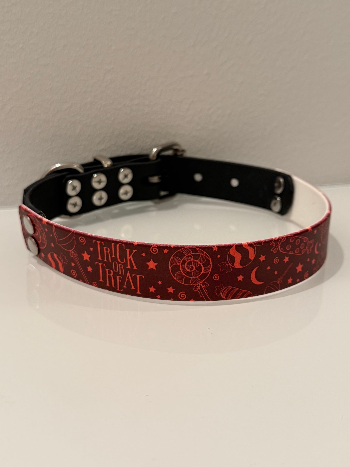 Biothanehalsband - Limited edition (trick or treat)