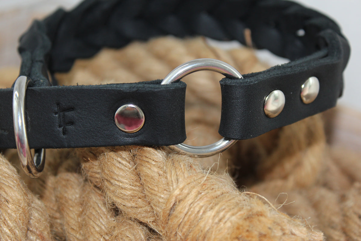 Classic Black - läder halsband