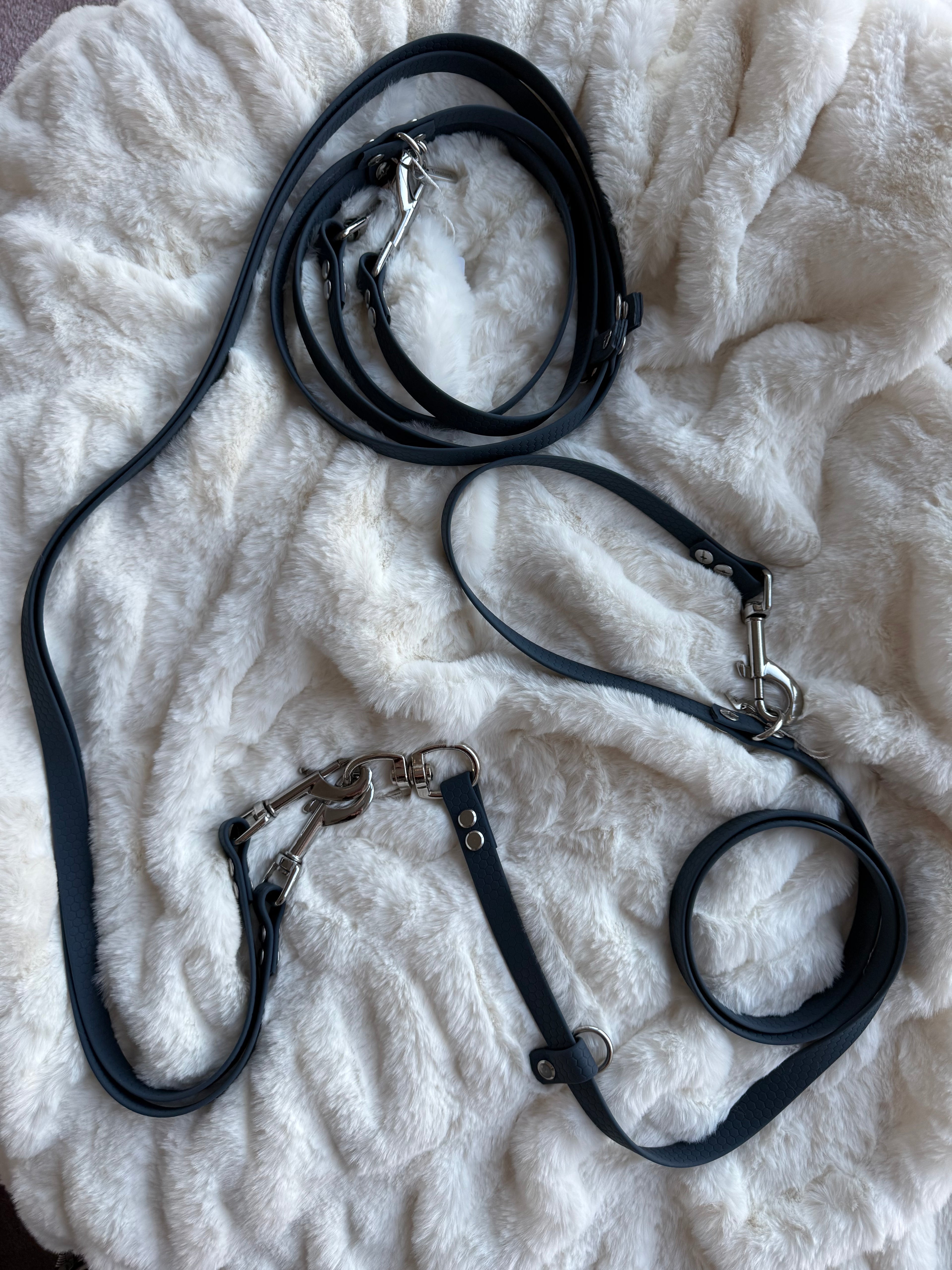 Crossbody ”flera hundar” (+ Multigrepp koppel)