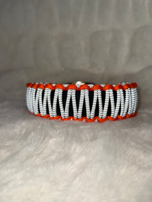 Reflexparacord halsband med färg detalj