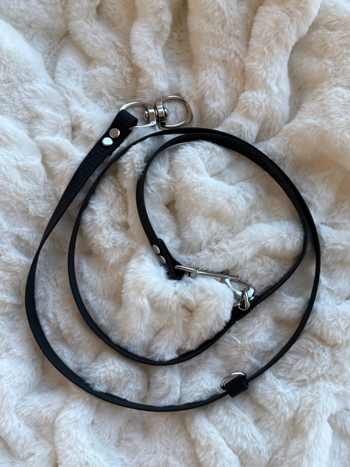 Crossbody ”flera hundar” (+ Multigrepp koppel)