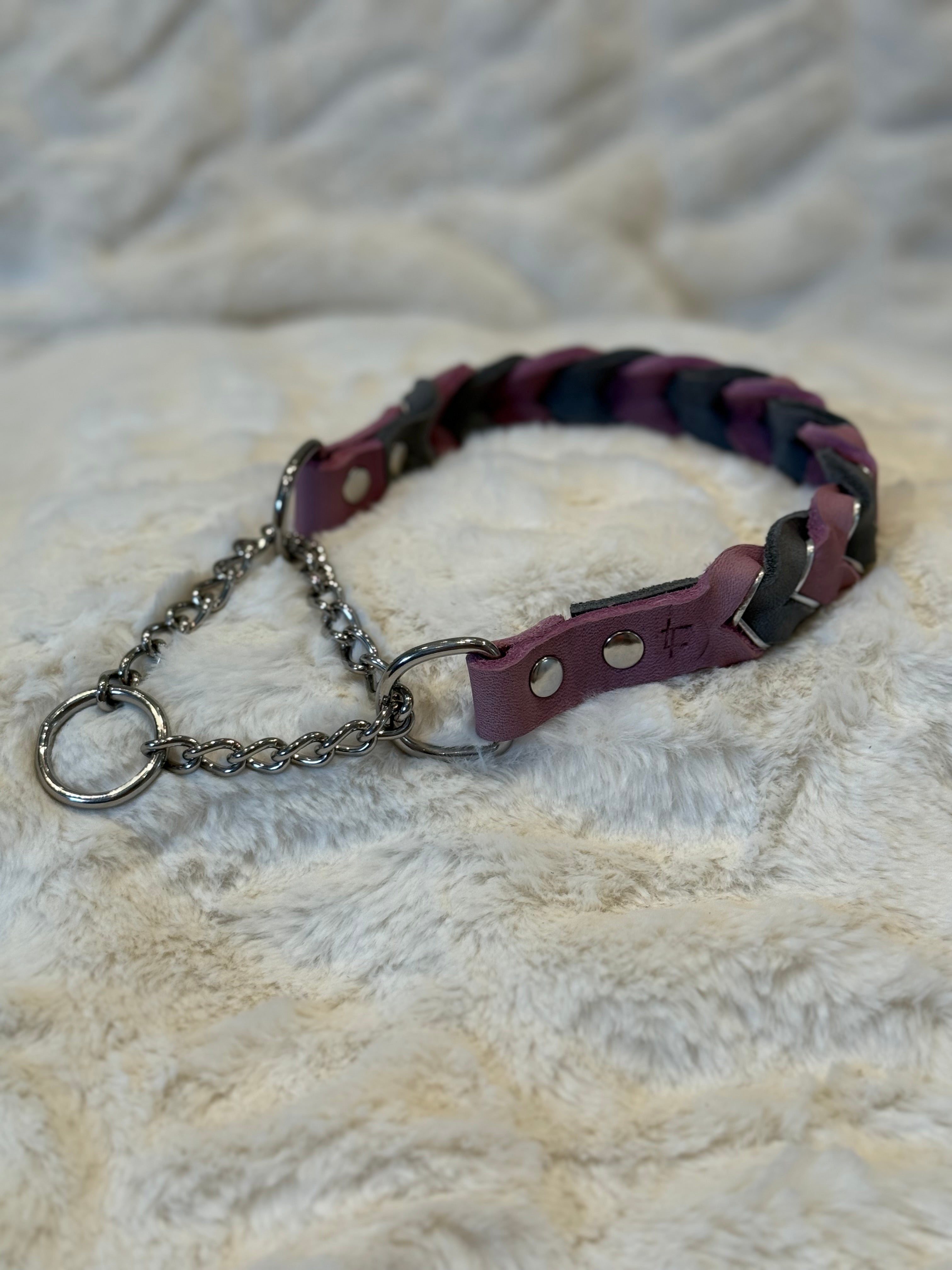 Flätat läderhalsband