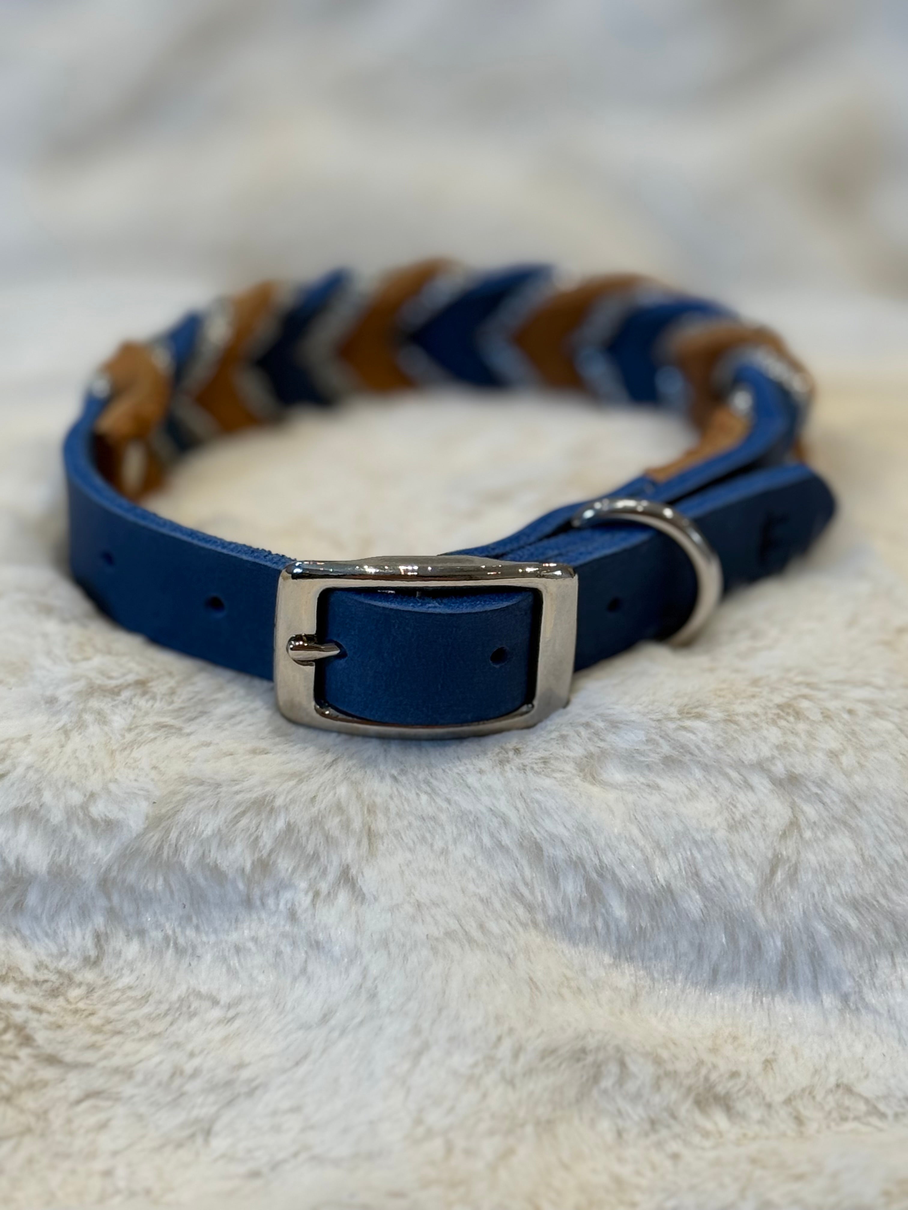 Flätat läderhalsband